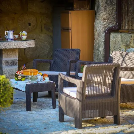 Casa Afonsas * Barral