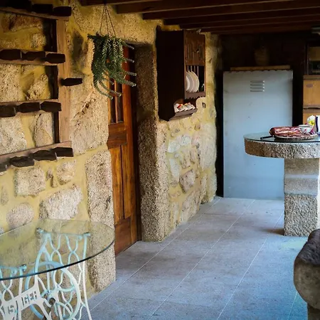 Casa Afonsas Barral