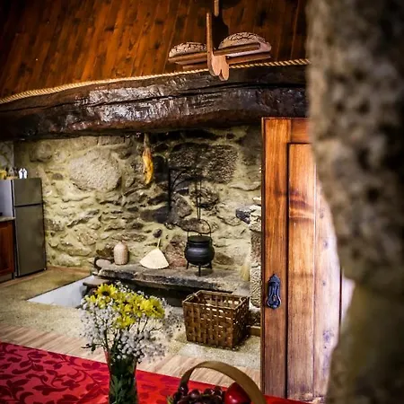 Casa Afonsas Barral