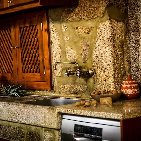 Casa Afonsas بيت للعطل *